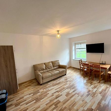 Monteurwohnung Leoben, Zentral Леобен Экстерьер фото