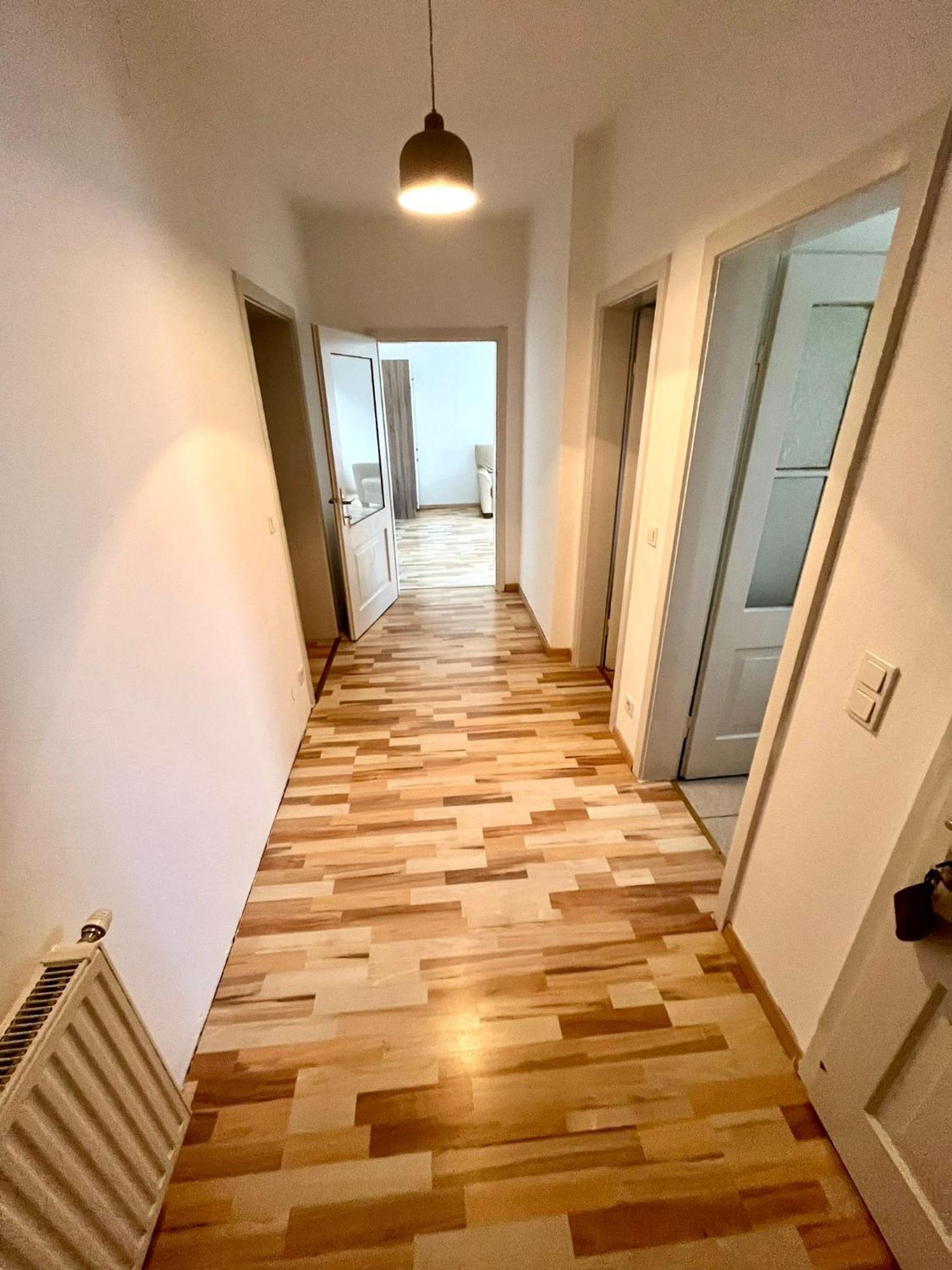 Monteurwohnung Leoben, Zentral Леобен Экстерьер фото