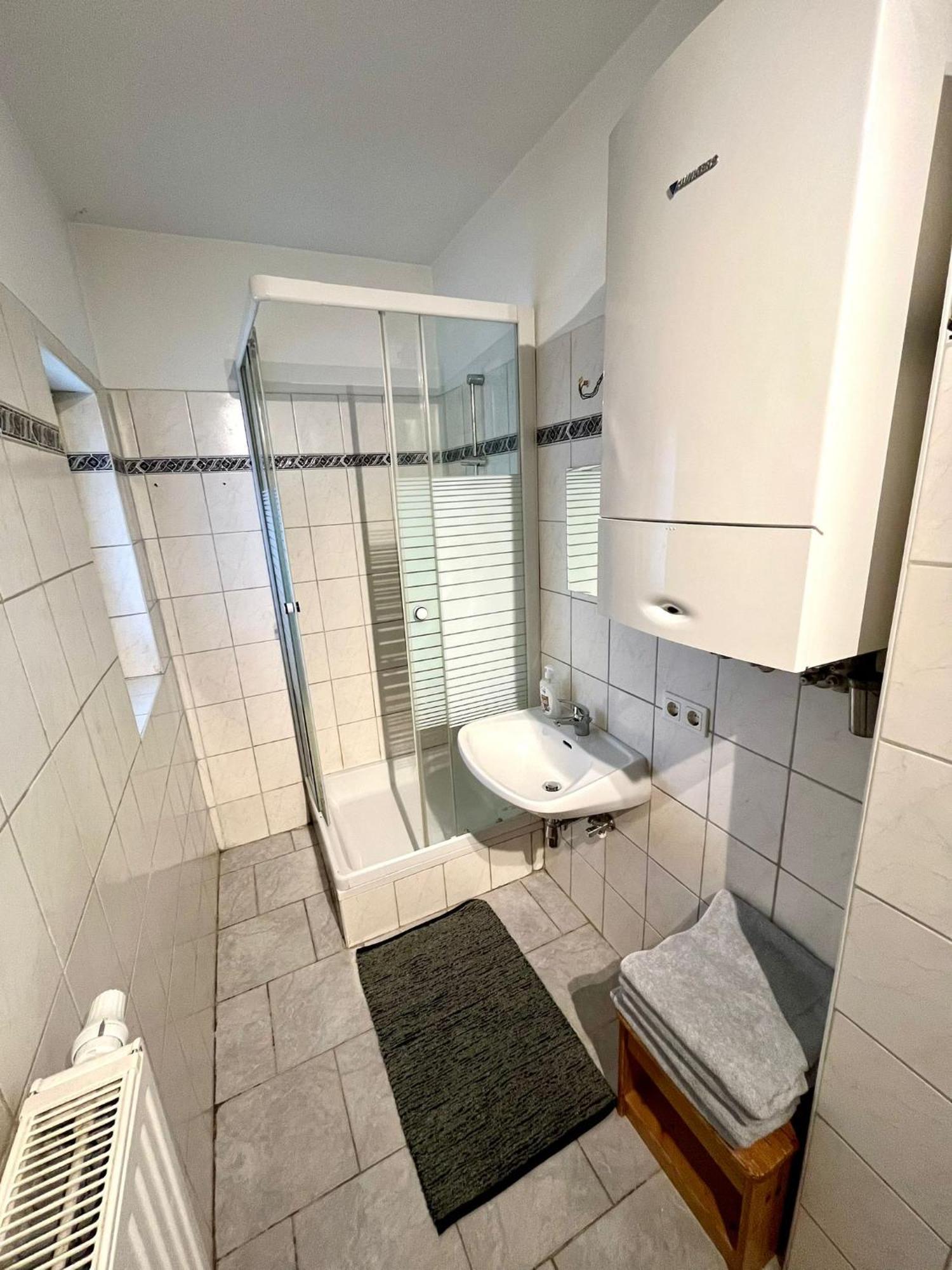 Monteurwohnung Leoben, Zentral Леобен Экстерьер фото